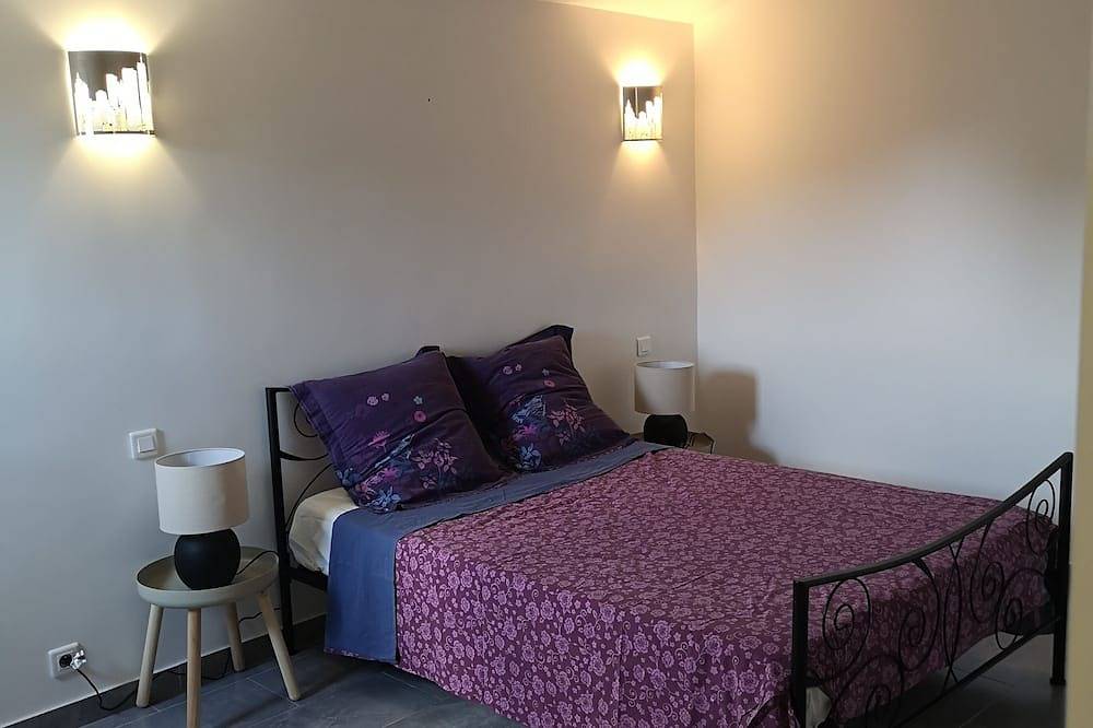 Geheel appartement, Large vacation apartment in Forcalquier, Parc naturel régional du Luberon