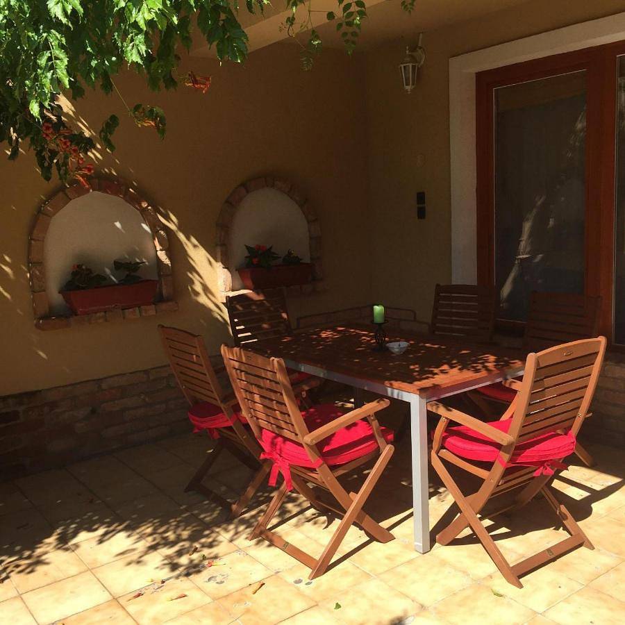 Lux Apartman Villa in Hajdúszoboszló, Hajdúszoboszlói járás