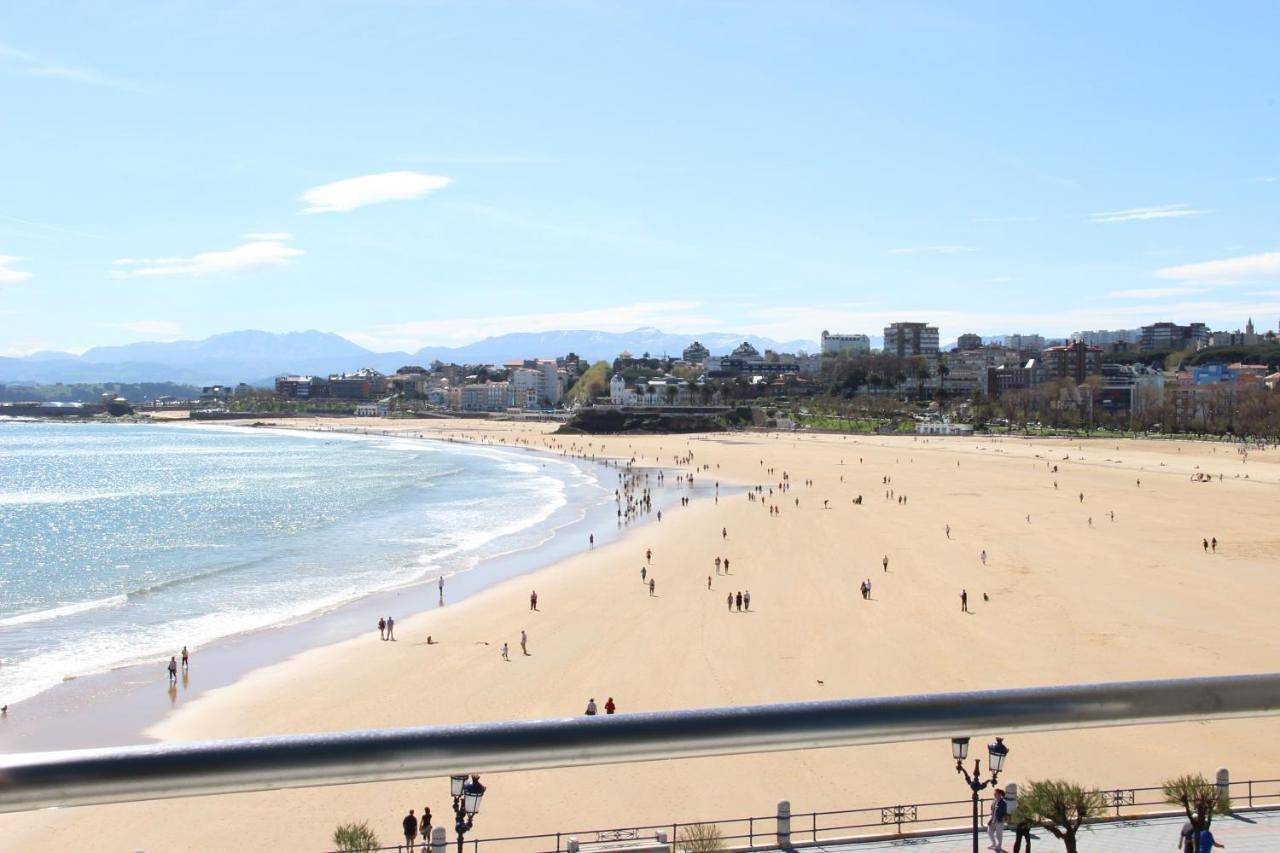 Hotel para 10 personas con terraza in Primera Playa del Sardinero, Santander
