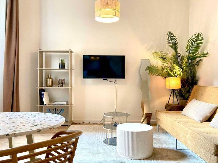 Gîte pour 2 personnes, adapté aux familles dans Gare De Cannes - 4