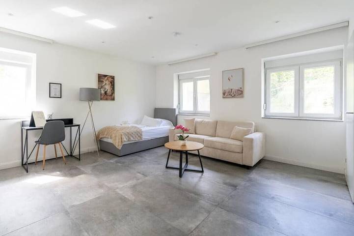 Ganze Wohnung, 80m² Apt • Garten • Wien-Nähe • Firmen & Familien in Purkersdorf, Traisental