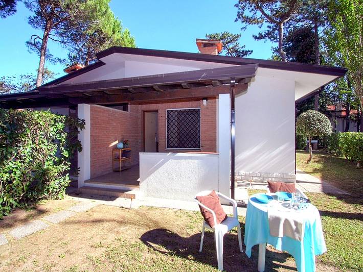 Vakantiehuis voor 6 personen, met Terras en Tuin in Lignano Sabbiadoro