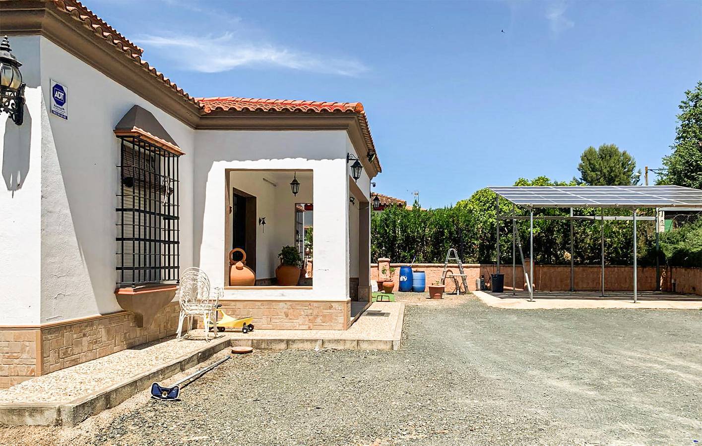 Acogedor apartamento con piscina y barbacoa, a 2,5 km del río – Wi-Fi y aparcamiento incluidos in Cantillana, Provincia de Sevilla