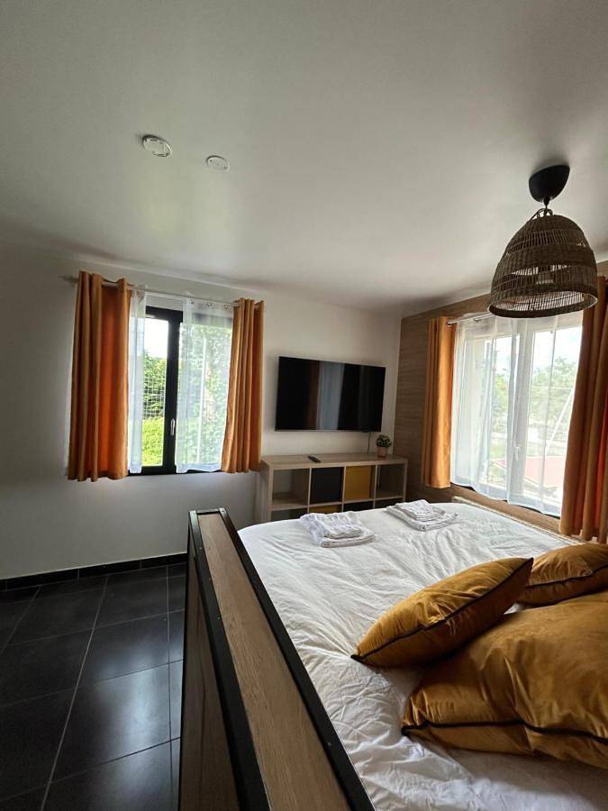 Gîte pour 3 personnes, avec jardin à Mantes-la-Jolie - 3