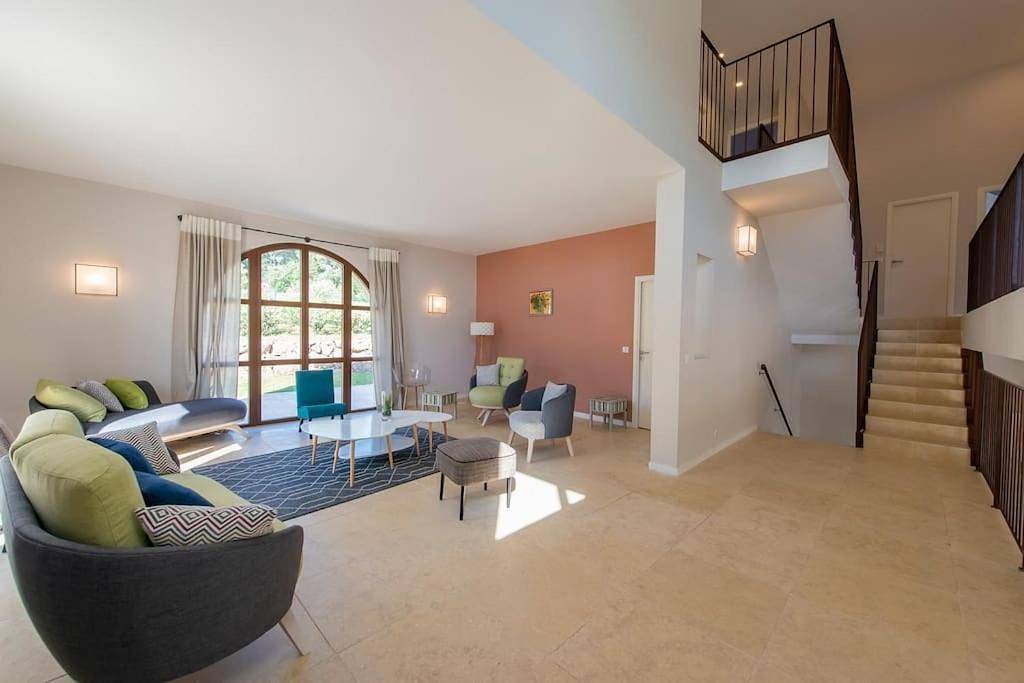 Villa les Tarentes : pool and sea view in Ollioules, Côte méditerranéenne (France)