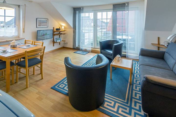 Ferienwohnung für 4 Personen, mit Balkon in Dornumersiel, Dornum