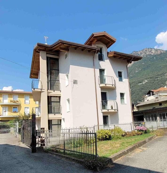 Gîte pour 3 personnes, avec terrasse et vue dans Pont-Saint-Martin (Aosta)