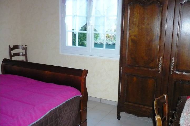 Location de vacances pour 6 personnes, avec terrasse et jardin à Verrières-en-Forez - 2