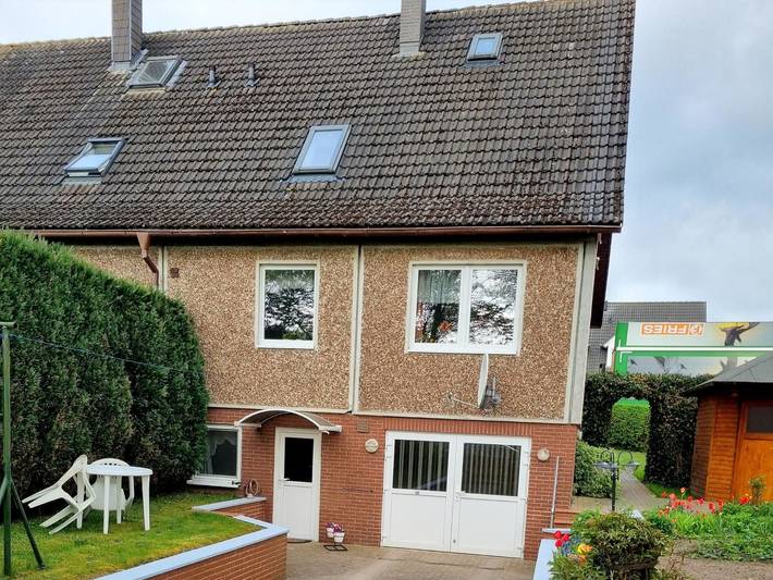 Ferienwohnung für 3 Personen, mit Garten in Parchtitz