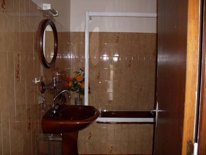Gîte pour 2 personnes, avec terrasse dans Saint-Geniez-d'Olt-et-d'Aubrac - 3