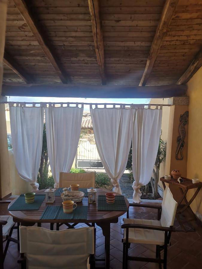 Casa vacanza per 5 persone, con Terrazza e Giardino a Murta Maria