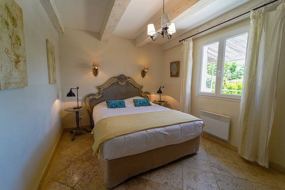 Acogedora Casa Con Piscina Climatizada in Forcalquier, Parque natural regional del Luberon