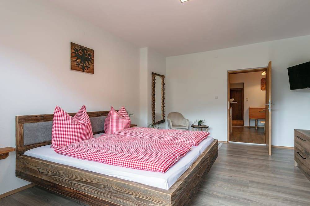 Ganze Wohnung, Ferienwohnung am Bauernhof, nur 2,5 km zum See in Walchsee, Kaisergebirge