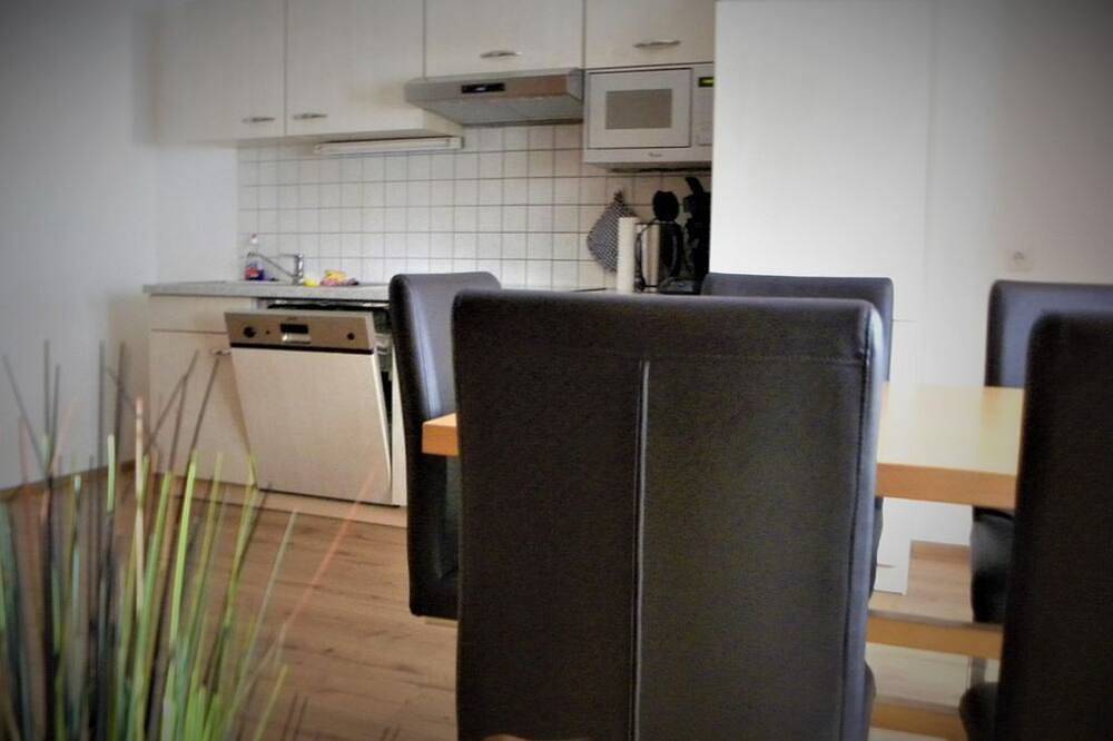 Ganze Wohnung, Appartement Braunarl - Haus Strolz in Schröcken, Bregenzerwald