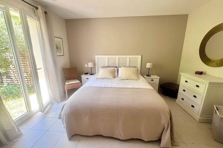 Air-conditioned villa with heated pool - Golf de Pont-Royal - 6 pers in Mallemort, Arles region