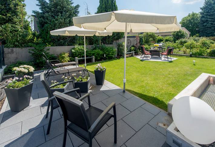 Ganze Ferienwohnung, Wohnen auf Zeit: Garten-Wohnung - barrierefrei, ruhig, mit Parkplatz und nahen Einkaufsmöglichkeiten in Bensheim, Bergstraße