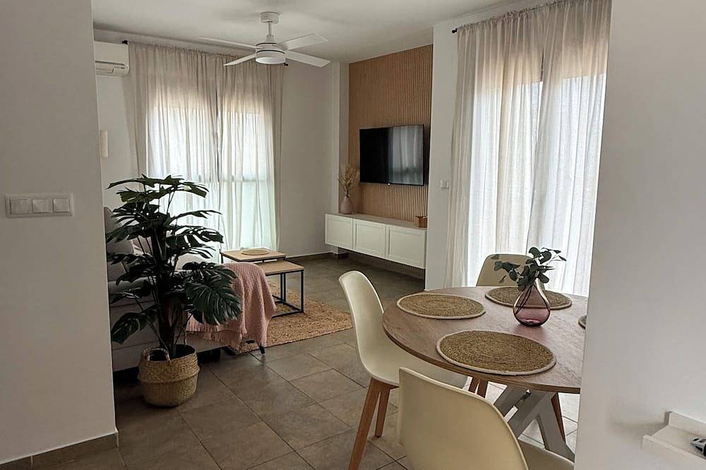 Apartamento entero, Oferta apto vacacional in Oliva, Costa de Valencia