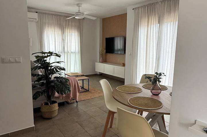 Apartamento de vacaciones para 4 personas, con balcón - 1