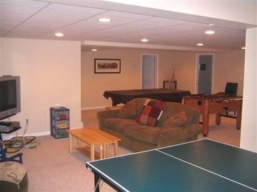 Vacation Home for 20 Guests in West Dover, Green Mountain National Forest, Picture 2
