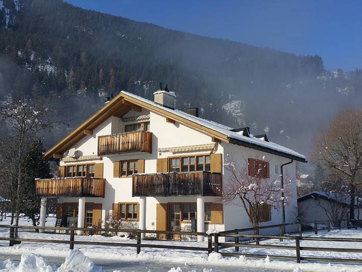 Ganze Ferienwohnung, Ferienhaus Muntschi - Muntschi Wng. 1 / 2-Bettwohnung in Andeer, Oberhalbsteiner Alpen