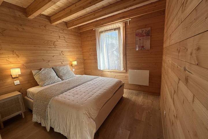 Family chalet, panoramic view, terrace in Saint-Jean-d'Arves, Region Saint-Jean-de-Maurienne