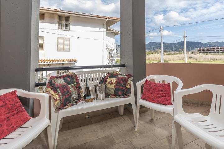 Gîte pour 6 personnes, avec balcon à Bosa Marina - 2