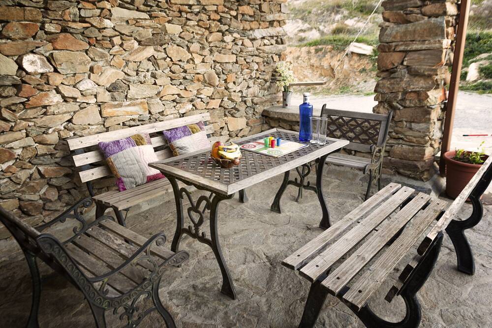 Casa rural (alquiler íntegro) Reul Alto Cortijos Rurales para 4 personas in Laroya, Provincia de Almería