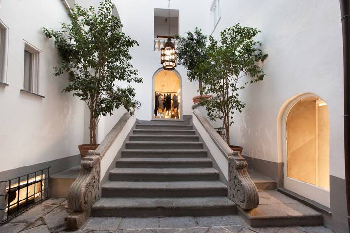Amore Rentals - Casa La Maisonette con Aria Condizionata, Balcone e Internet Wi-Fi in Sorrento, Sorrento Coast