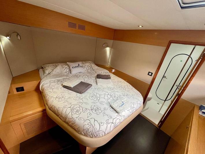 Bateau pour 2 personnes, avec terrasse et vue ainsi que piscine et vue sur le lac à Genève - 2