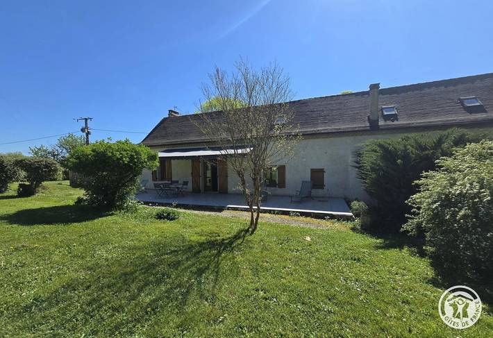 Gîte für 6 Personen, mit Terrasse und Garten sowie Ausblick