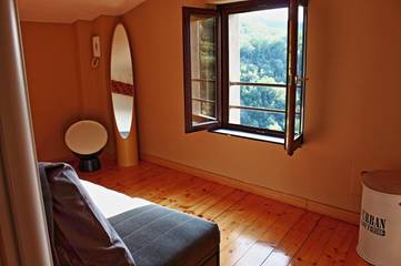 Gîte pour 5 personnes, avec terrasse et vue à Apricale