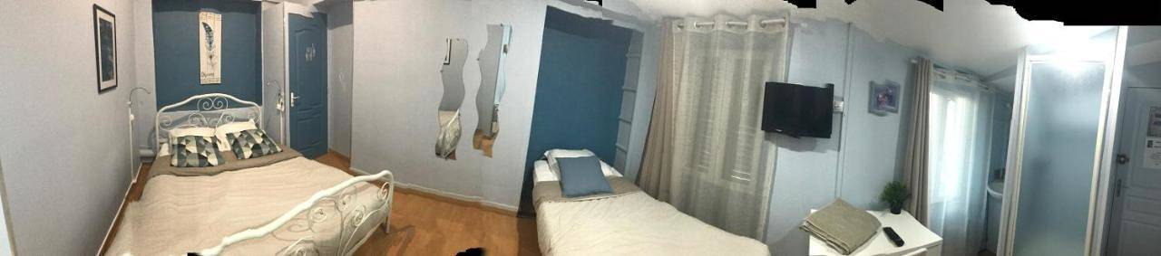 Double Room with Shared Toilet in Lezoux, Région de Thiers