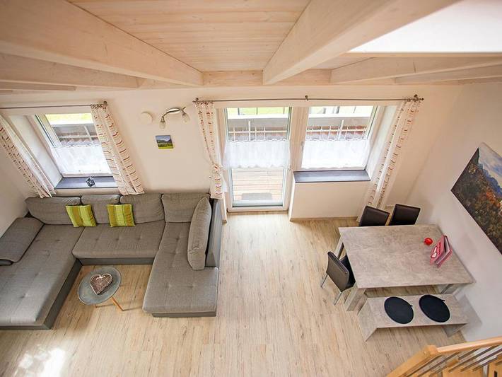 Ferienwohnung für 7 Personen, mit Terrasse und Garten