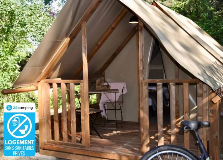 Location de vacances pour 2 personnes, avec sauna ainsi que bassin pour enfant et jacuzzi à Hauterives