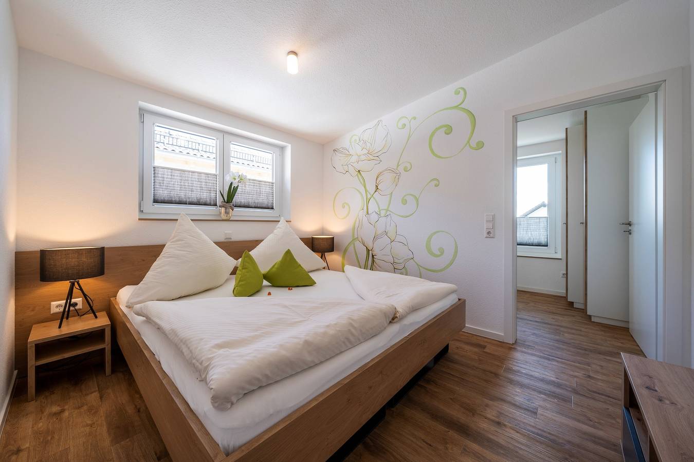 Ganze Wohnung, Ferienwohnung '303' mit Gemeinschaftsgarten, Wi-Fi und Klimaanlage in Hagnau am Bodensee, Region Bodensee-Oberschwaben