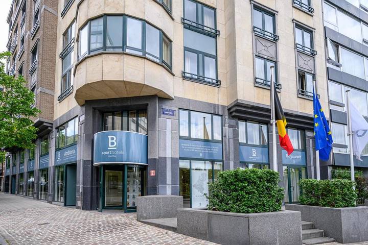 Apartahotel para 4 personas, Se admiten mascotas en Bruselas