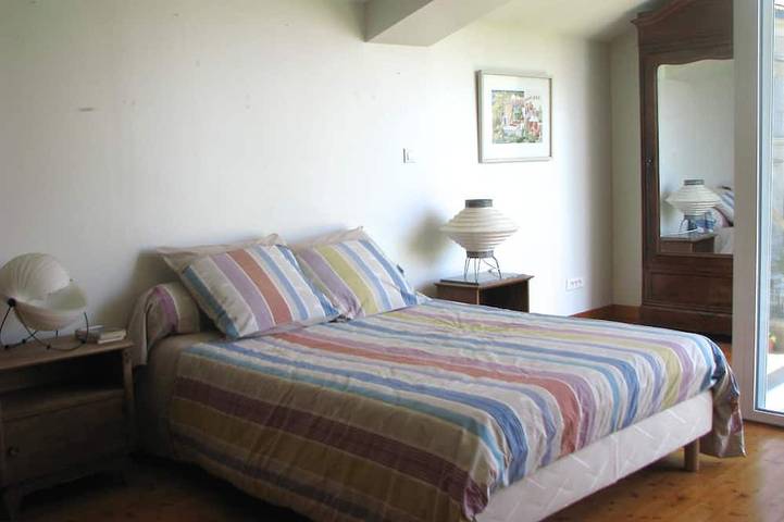 Location de vacances pour 4 personnes, avec piscine et jardin à Saint-Hilaire-la-Palud - 2