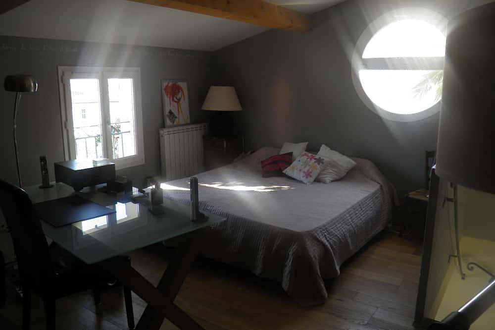Bastide 8 pièces, 10 personnes, piscine, vue mer, La Ciotat in La Ciotat, Région de Marseille