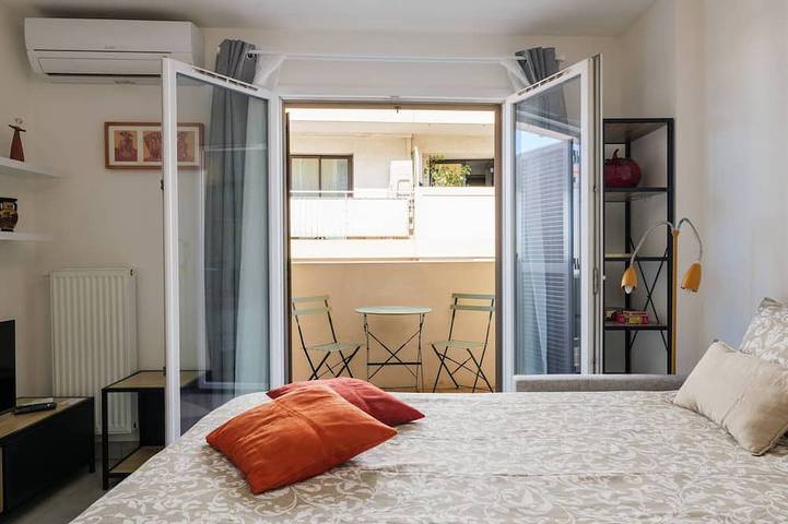 Gîte pour 2 personnes, avec balcon dans Port de Nice - 3