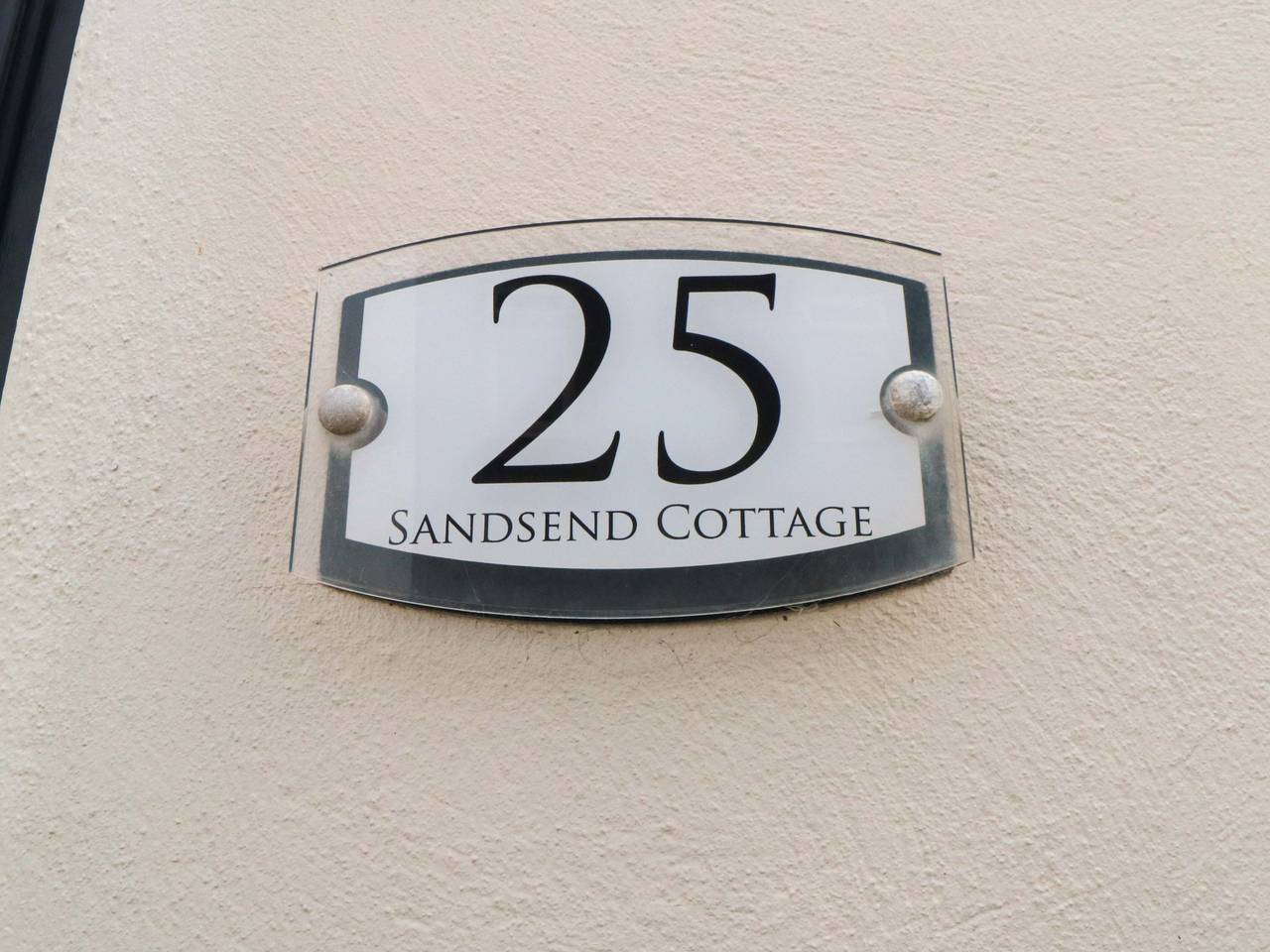 Sands End Cottage in Redcar and Cleveland