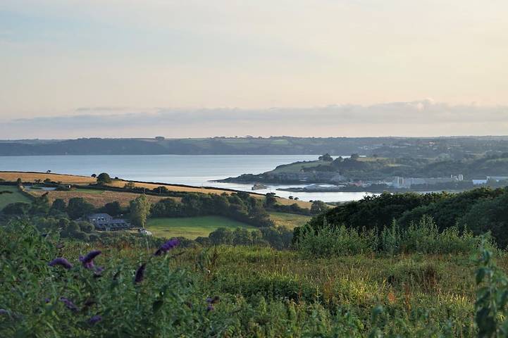 Holiday rental for 8 people, with pool and garden as well as sauna and hot tub, with pets in Polperro