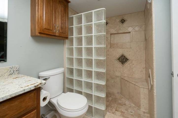 Vacation apartment for 6 people, with balcony and pool as well as hot tub in South Carolina