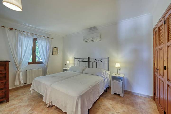 Villa für 6 Personen, mit Garten und Whirlpool in Las Palmeras - 4