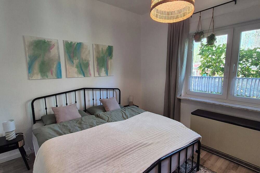 Ganze Wohnung, Barrierefreie Ferienwohnung im Erdgeschoss - direkt am Dortmund-Ems-Kanal in Geeste, Hasetal
