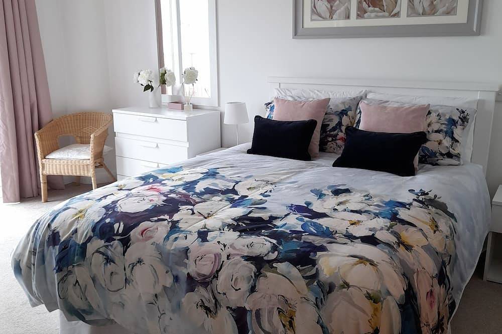 Entire apartment, Sea front Apartment In Castlerock, With Stunning Panoramic Views in Castlerock, County Londonderry
