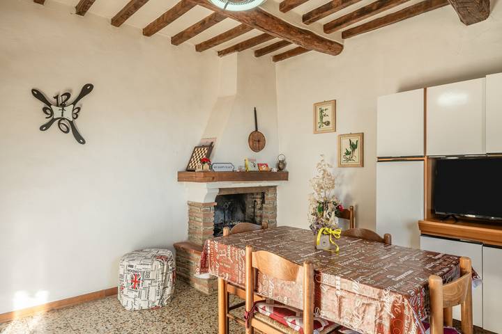 Appartamento intero, Appartamento 'Casa Claire' con vista sulle montagne, terrazza privata e giardino privato in Piteglio, San Marcello Piteglio