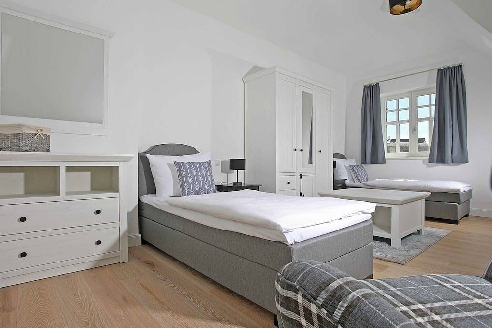 Strandhäuser Lobbe | Haus 7 | Ostsee in Lobbe Strand, Mönchgut
