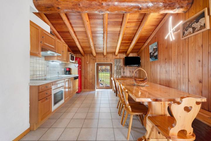 Chalet « Vernès Le Chamois » avec vue sur la montagne, jardin partagé et Wi-Fi in Bonneval-sur-Arc, Massif de la Vanoise