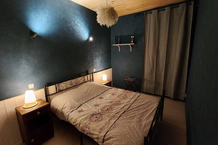 Gîte pour 4 personnes, avec terrasse à Pleaux - 2