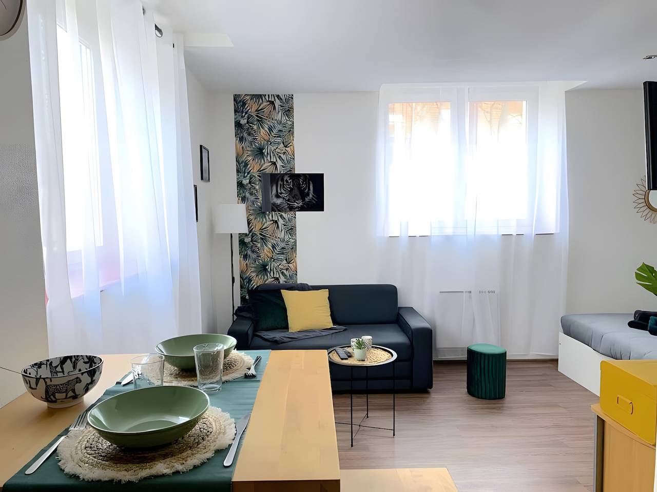Appartement entier, Appartement 'F1 Tout Équipé Proche Tram - Jungle' avec Wi-Fi in Mulhouse, Région de Mulhouse